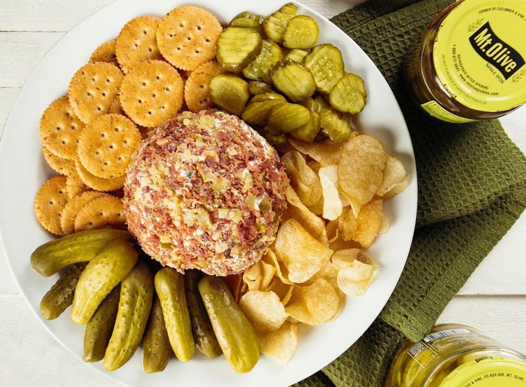 Mt. Olive Dill Pickle & Bacon Cheese