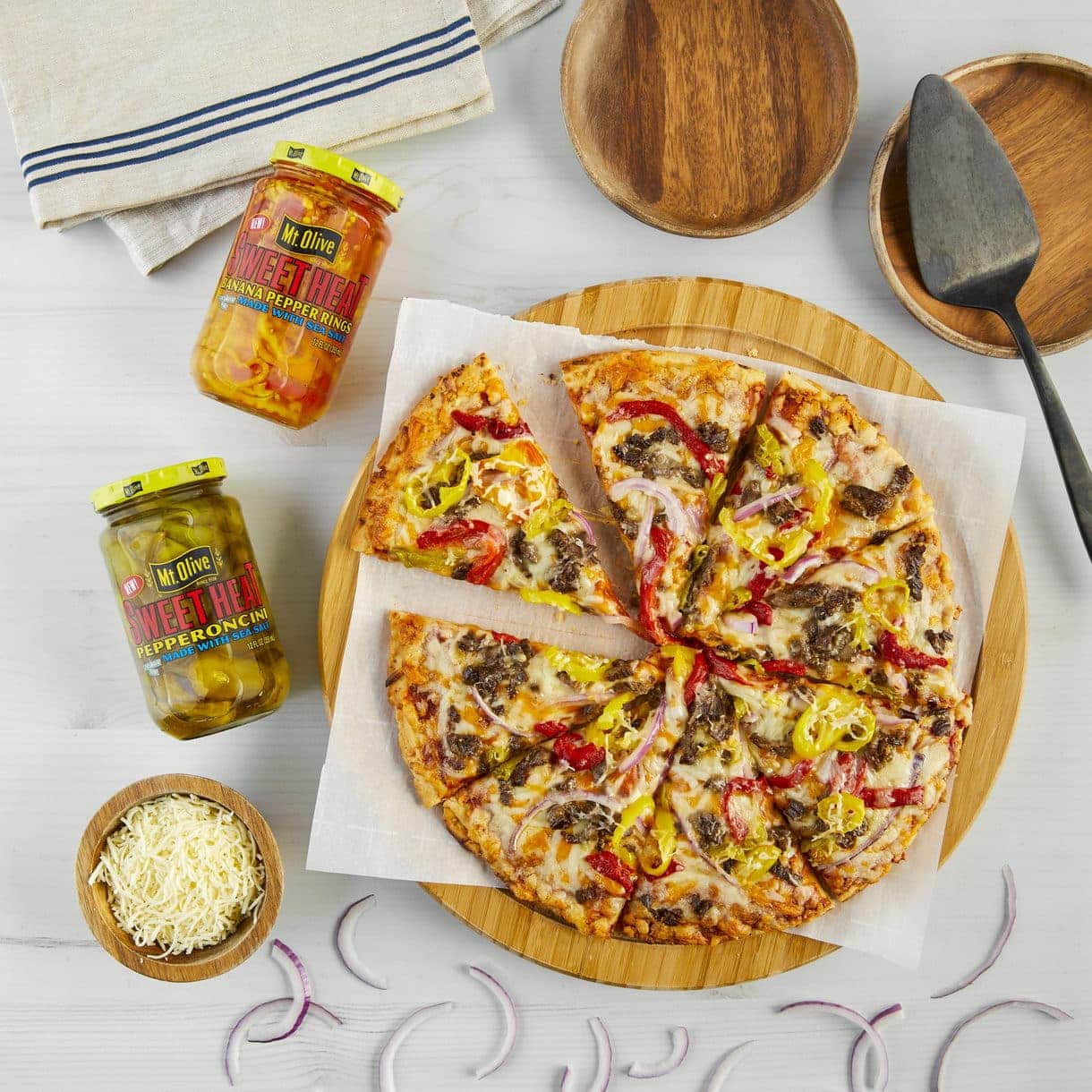 SweetHeat Peppers & Sausage Pizza Mt Olive Pickles